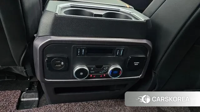 Ford Expeditation id 3333899 из Кореи 10