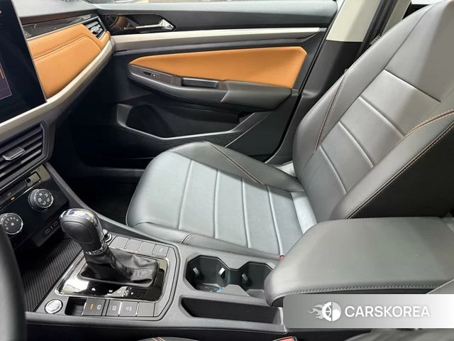 Volkswagen Bora id 4256297 из Китая 10
