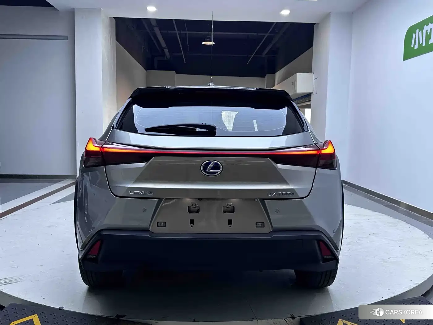 Lexus UX id 4622542 из Китая 10