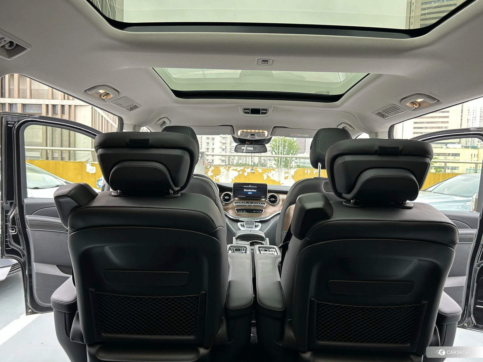 Mercedes-Benz V-class id 4467694 из Китая 10