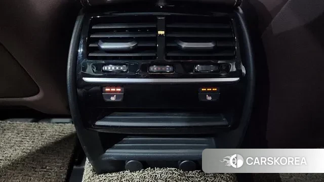 BMW 5 Series (G30) id 3608073 из Кореи 10