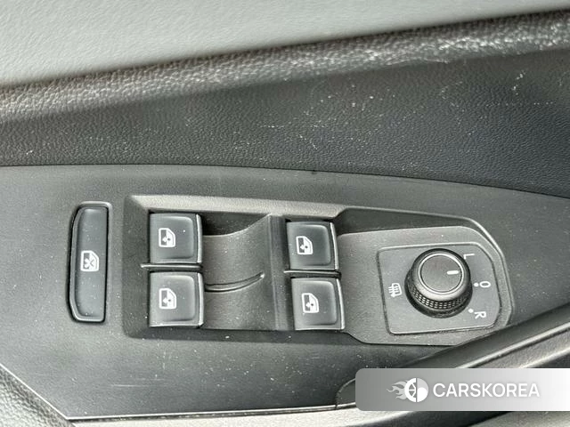 Volkswagen Sagitar id 4255896 из Китая 10