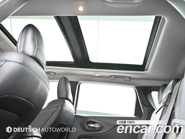 Jeep Cherokee (KL) id 2808316 из Кореи 10