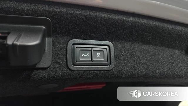 Audi A6 (C8) id 4579300 из Кореи 10