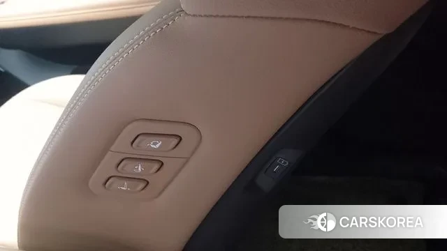 Hyundai Santa Fe (MX5) id 3523117 из Кореи 10