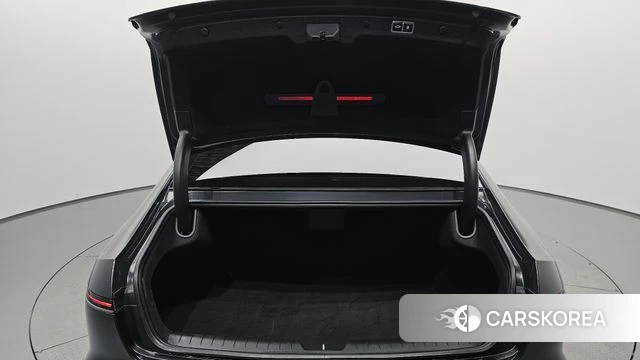 Hyundai Grandeur (GN7) id 4178353 из Кореи 10