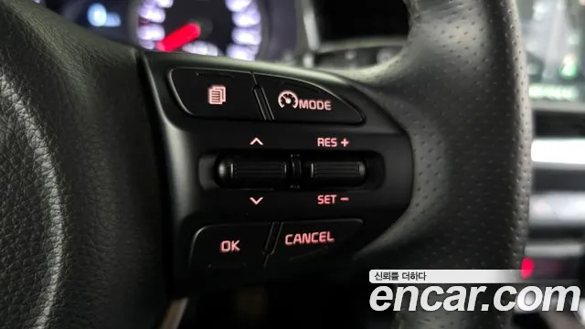 Kia Stonic id 2733619 из Кореи 10