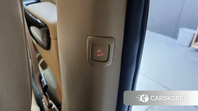 Kia The New Carnival id 3942156 из Кореи 10