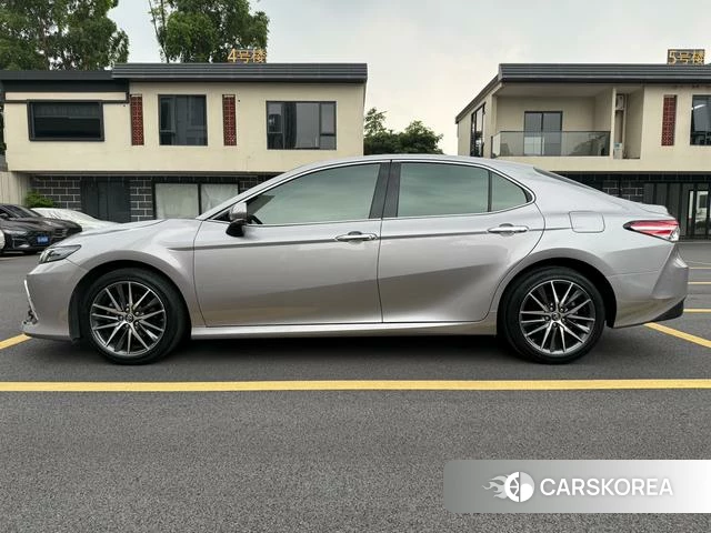Toyota Camry id 4348845 из Китая 10