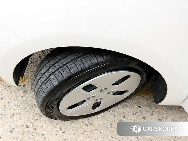 Kia The New Kia Ray id 4696397 из Кореи 10