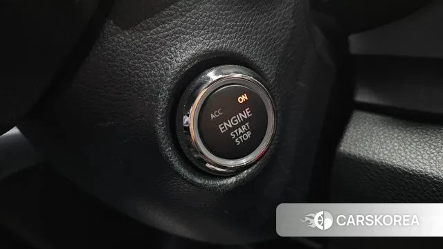 Kia Stonic id 3677460 из Кореи 10