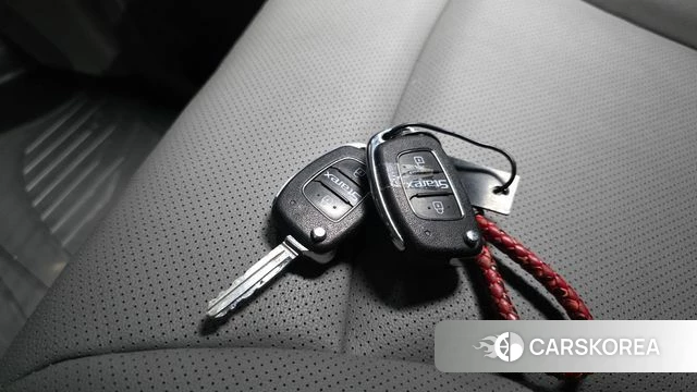 Hyundai The New Grand Starex id 4435629 из Кореи 10