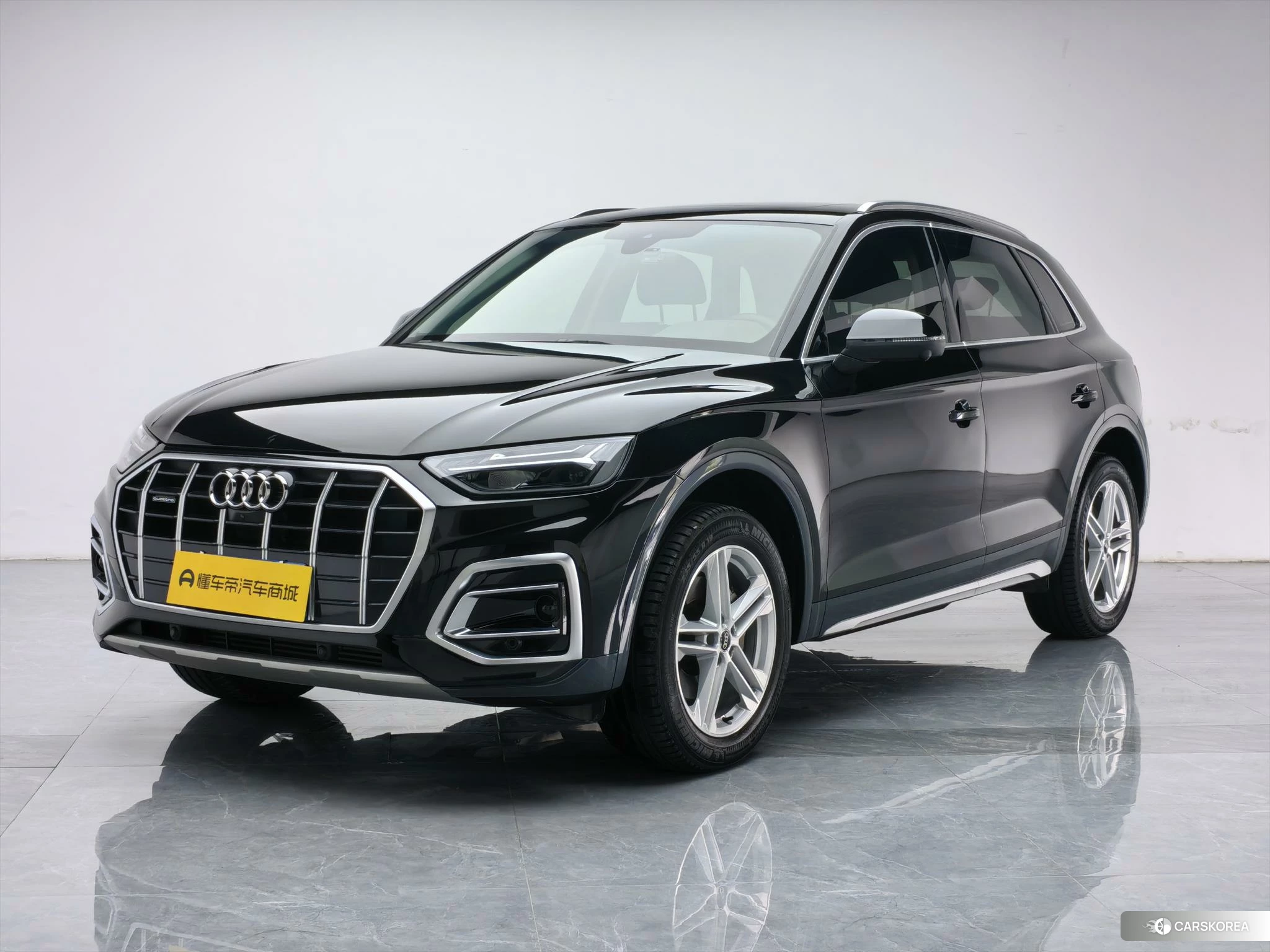 Audi Q5L id 4467542 из Китая 10