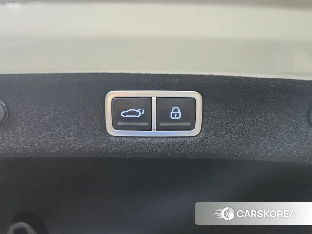 Hyundai Grandeur Hybrid (GN7) id 4579563 из Кореи 10