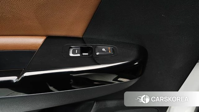 Kia Sportage The Bold id 3886170 из Кореи 10