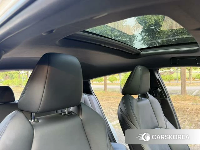 Toyota C-HR id 3896189 из Китая 10