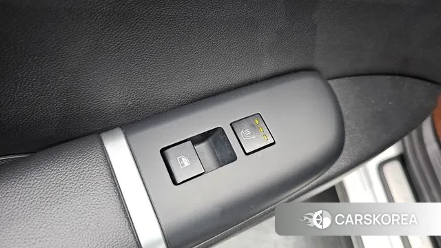 Hyundai Grandeur (GN7) id 3769812 из Кореи 10