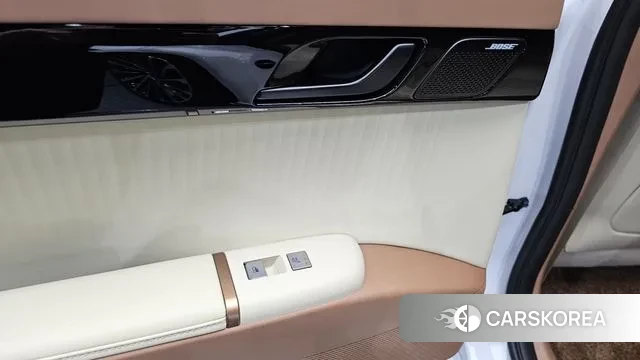 Hyundai Grandeur Hybrid (GN7) id 3769767 из Кореи 10