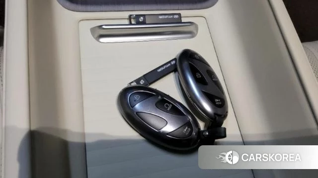 Hyundai Grandeur Hybrid (GN7) id 3963209 из Кореи 10