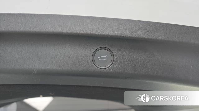 Tesla Model Y id 4505523 из Кореи 10