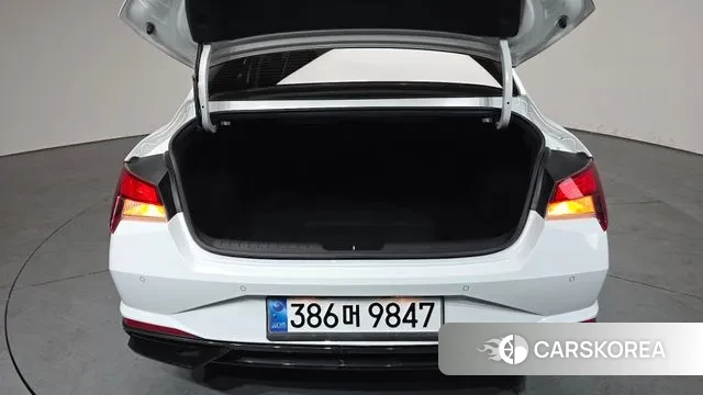 Hyundai Avante (CN7) id 3753796 из Кореи 10