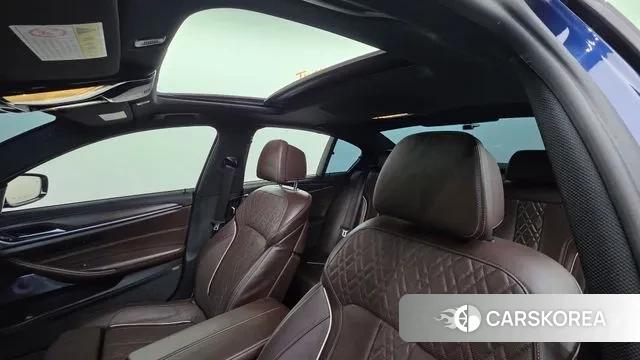 BMW 5 Series (G30) id 3622645 из Кореи 10