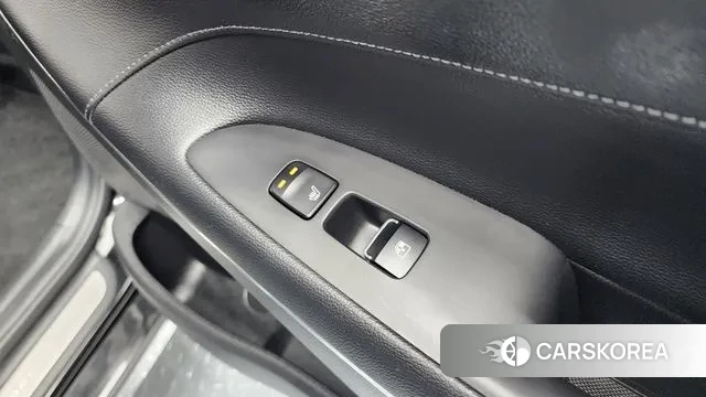 Hyundai The New Grandeur IG id 3350061 из Кореи 10