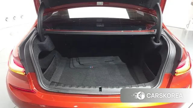 BMW 3 Series (G20) id 3100934 из Кореи 10