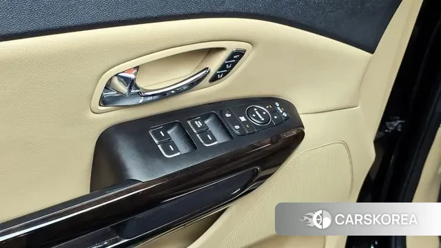 Kia The New Carnival id 3357113 из Кореи 10