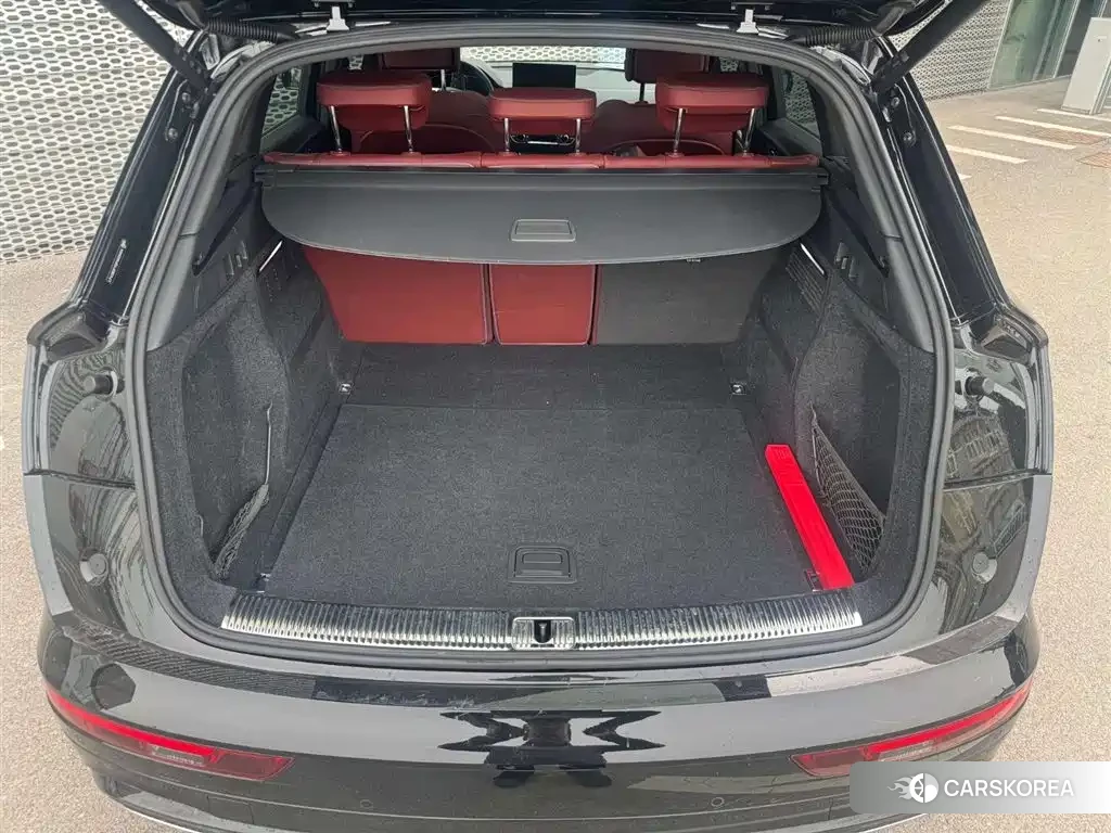 Audi Q5L id 4570668 из Китая 10