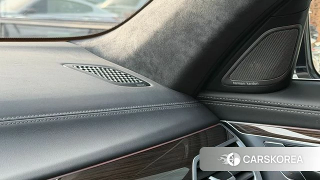 BMW 7 Series (G11) id 3839630 из Кореи 10