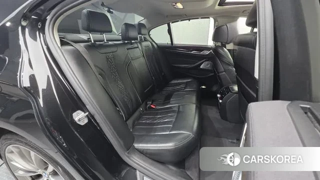 BMW 5 Series (G30) id 3107141 из Кореи 10