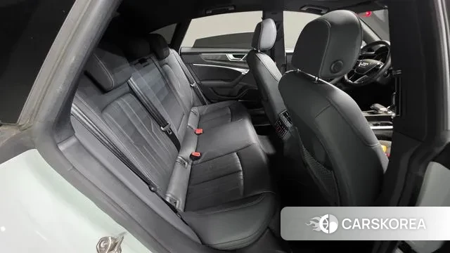 Audi A7 (4K) id 3318194 из Кореи 10