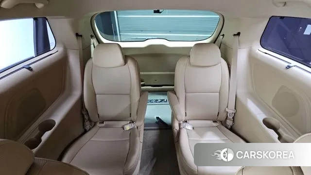 Kia The New Carnival id 3459941 из Кореи 10