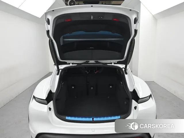 Porsche Taycan id 3757804 из Кореи 10