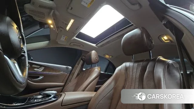 Mercedes-Benz E-Class W213 id 3428598 из Кореи 10