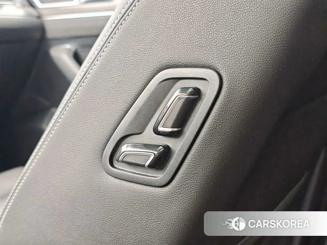Volkswagen Magotan id 4265535 из Китая 10