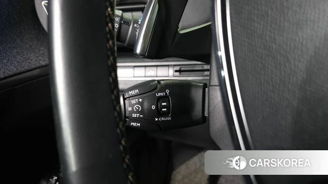 Peugeot 5008 second generation id 4286165 из Кореи 10