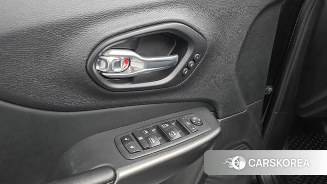 Jeep Cherokee (KL) id 3859992 из Кореи 10