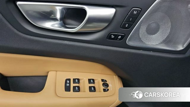 Volvo XC60 second Generation id 4018656 из Кореи 10