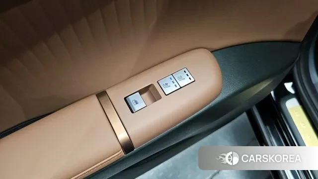 Hyundai Grandeur (GN7) id 2889331 из Кореи 10