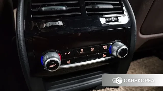 BMW 5 Series (G30) id 3667037 из Кореи 10