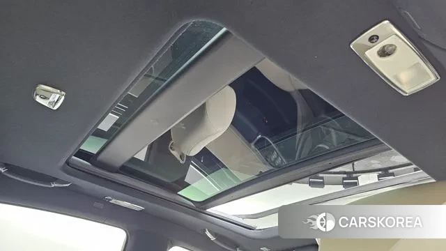 Rolls-Royce Ghost id 3412939 из Кореи 10