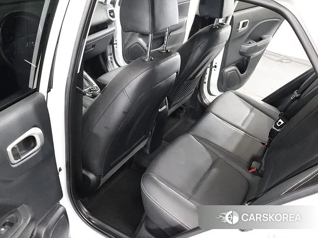 Hyundai Venue id 3582125 из Кореи 10