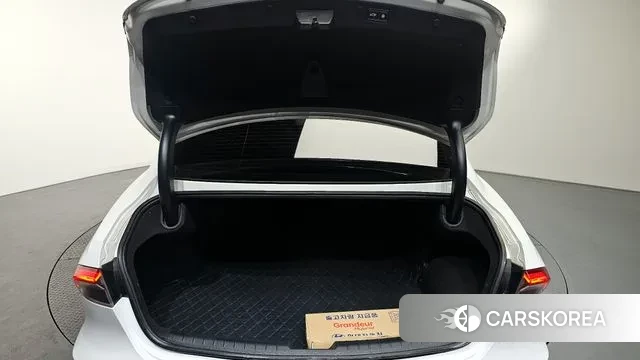 Hyundai The New Grandeur IG Hybrid id 3592646 из Кореи 10