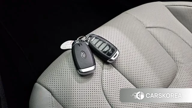 Hyundai Avante (CN7) id 3433937 из Кореи 10