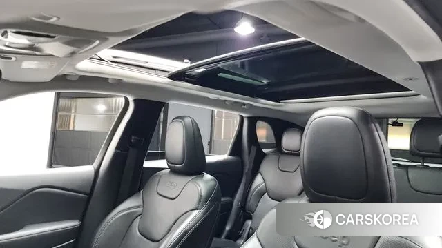 Jeep Cherokee (KL) id 3479139 из Кореи 10