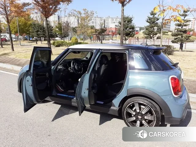 Mini Cooper S id 3322505 из Кореи 10