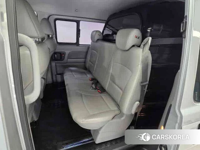 Hyundai The New Grand Starex id 3924628 из Кореи 10