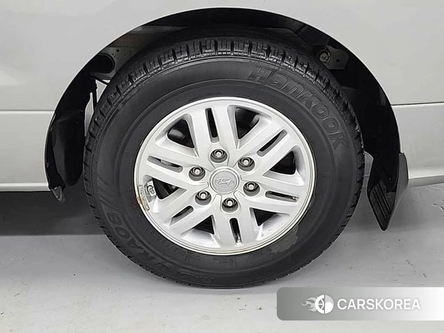 Hyundai The New Grand Starex id 4453448 из Кореи 10